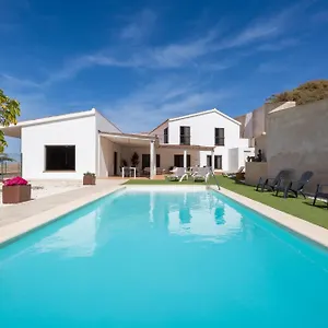 Selena Villa Pájara
